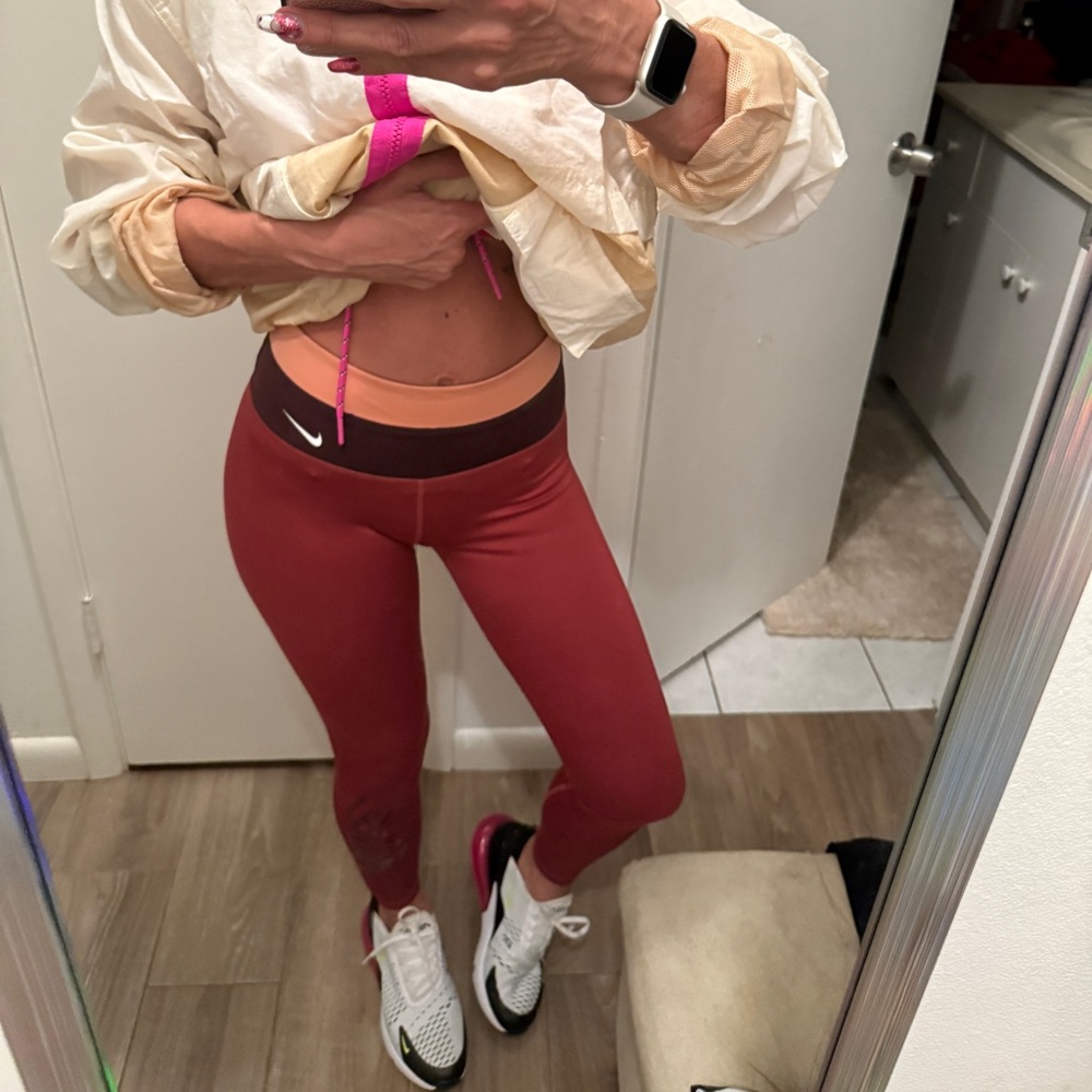 Nike Burgundy Leggings